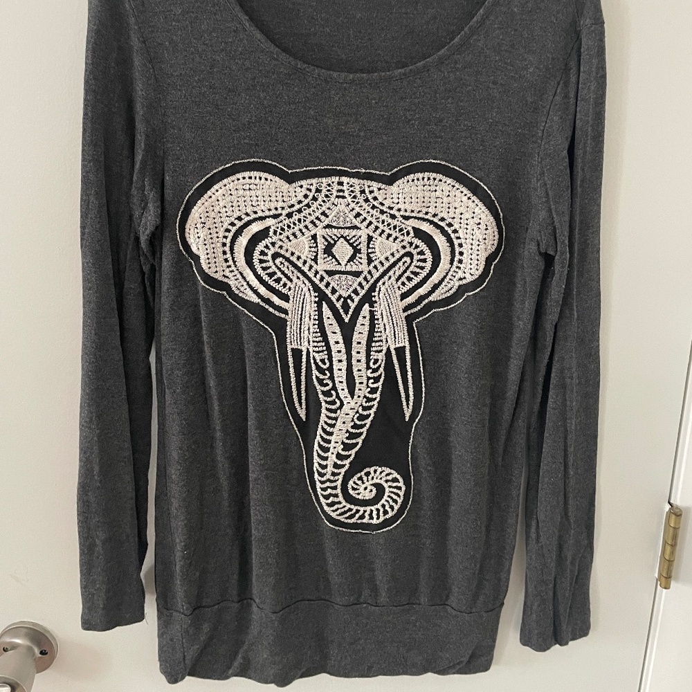 Noble U Embroidered Elephant Long Sleeve - Gray